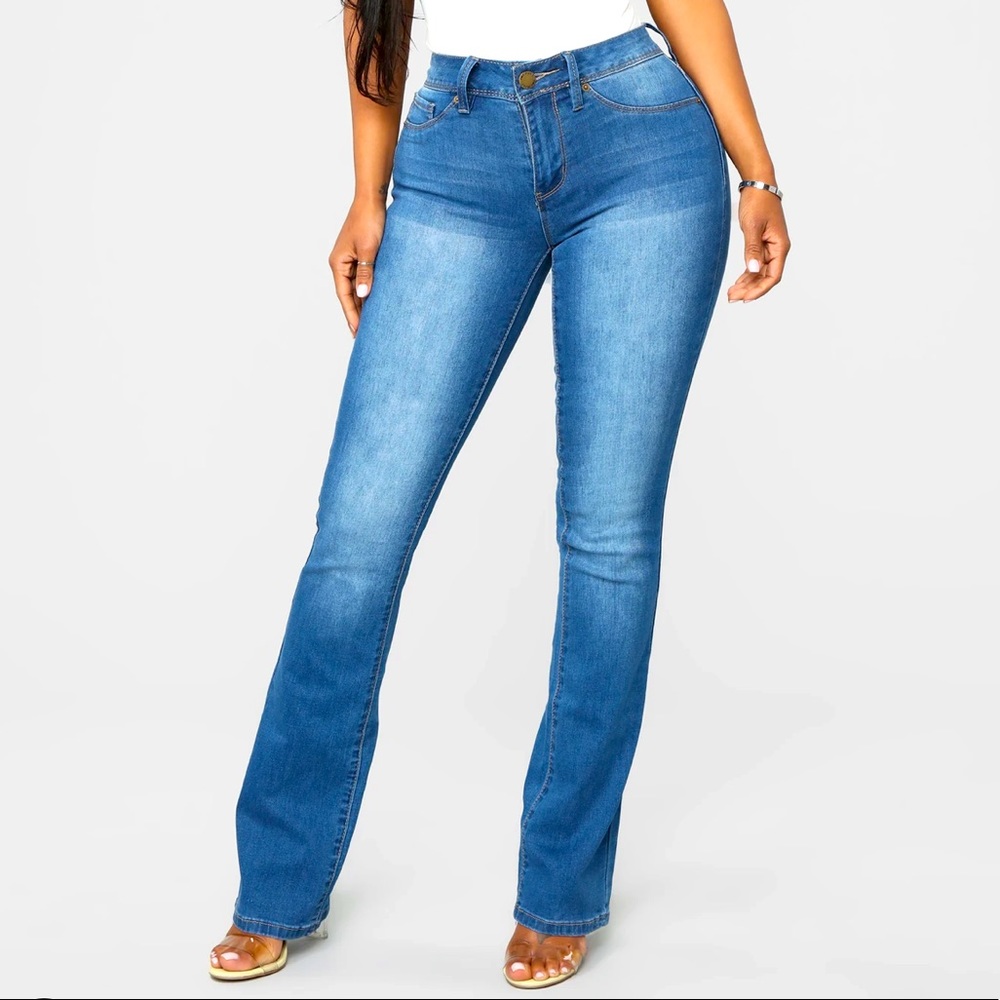 Boot cut jeans